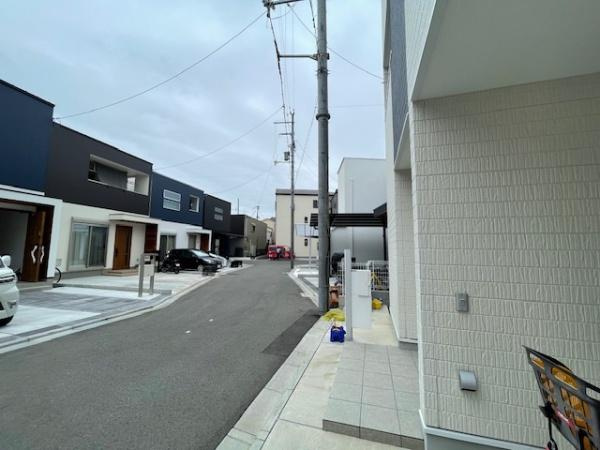 【前面道路含む現地写真】 | 守口市大久保町3丁目　中古戸建