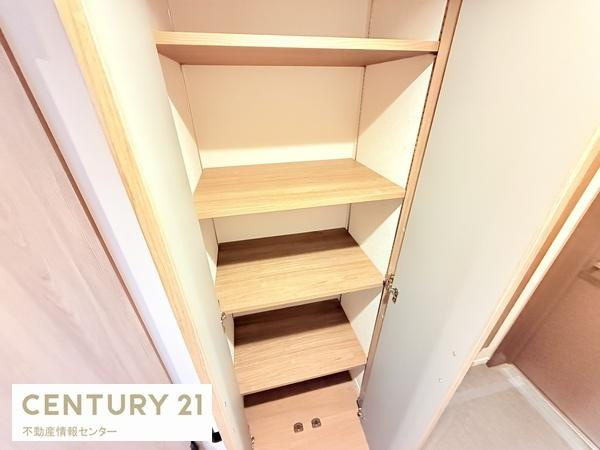 【収納】 | ファミール北加賀屋こもれびの街 | シューズボックス横の収納