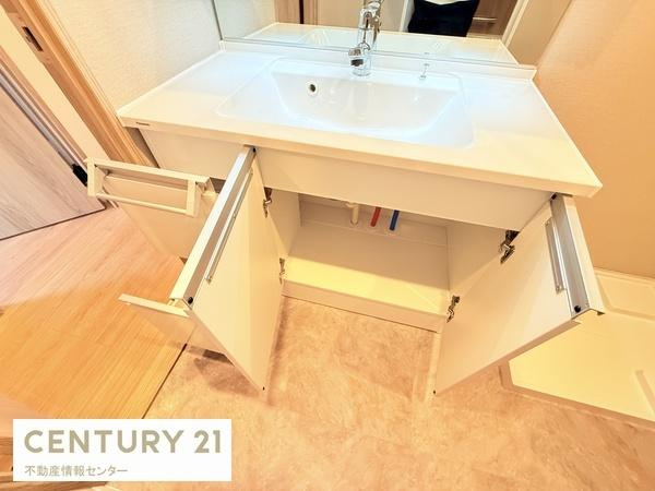 【独立洗面台】 | ファミール北加賀屋こもれびの街 | 洗面台下部収納