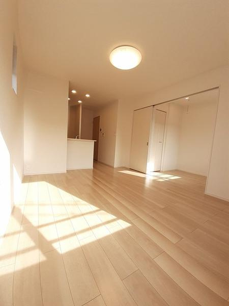 トロンの居間・リビング