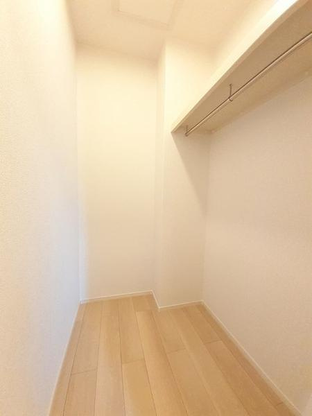 トロンの収納