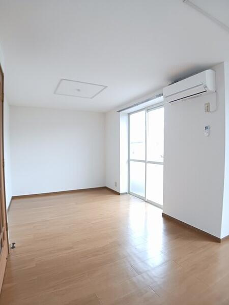 オーブリーヒキノＢの居間・リビング