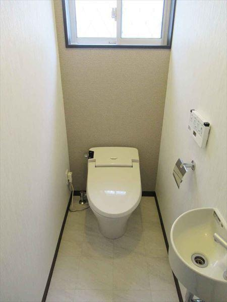 海南市阪井　中古戸建のトイレ|１階　トイレ