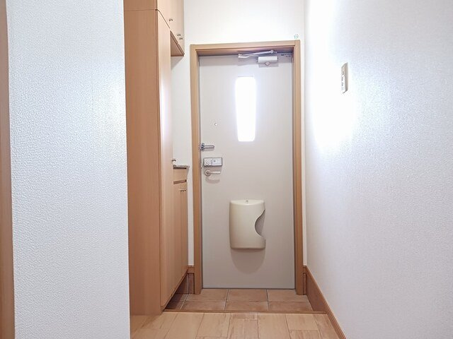 エレガンスヤツオＤの玄関|玄関です