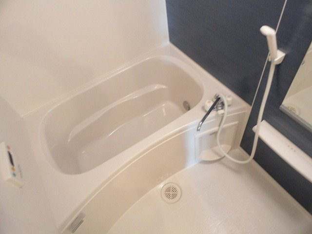 フローラ　Ａの浴室|お風呂で日々の疲れを落としましょう