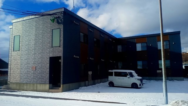 レオパレスメゾンフルールの外観