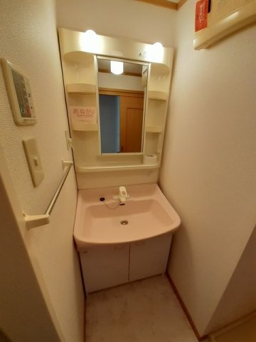 メゾンドアンジュＢの洗面所