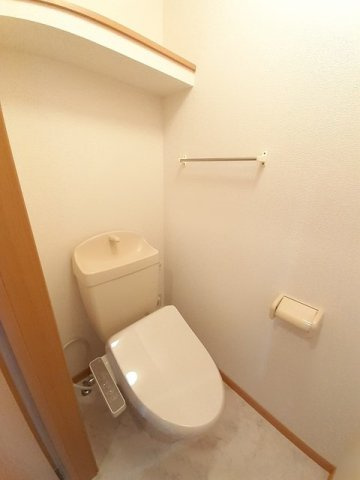 メゾンドアンジュＢのトイレ