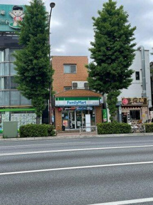 ファミリーマート本…まで384m