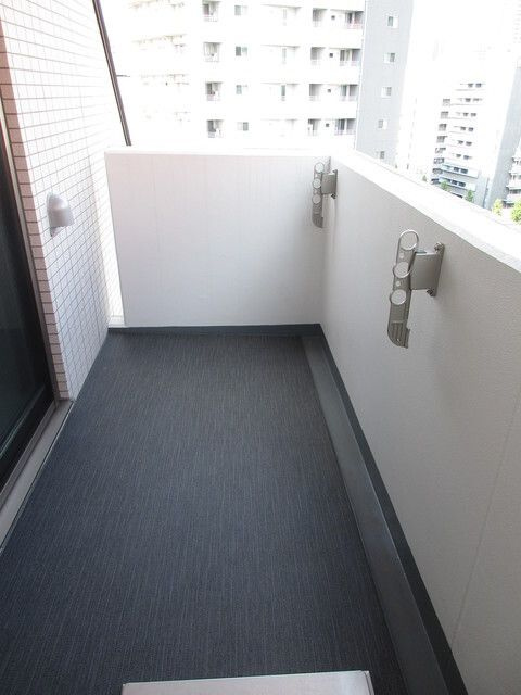 アローズ南麻布のバルコニー