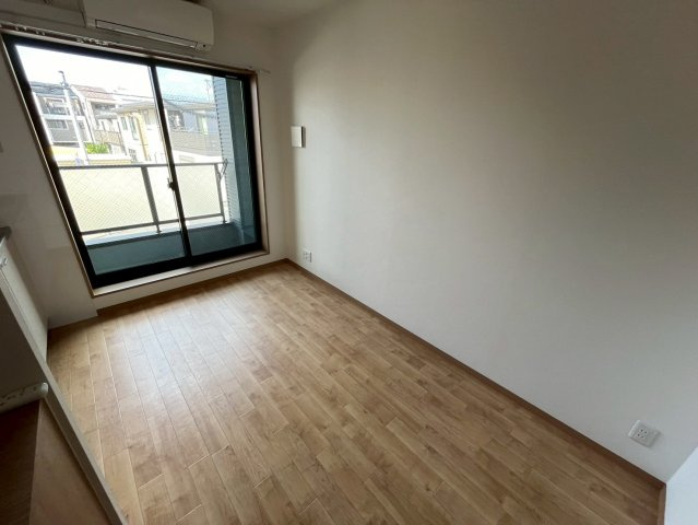 グランデ石屋川Ⅲの洋室