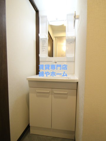 グランパシフィック花園innovationの独立洗面台|使いやすい独立洗面台です