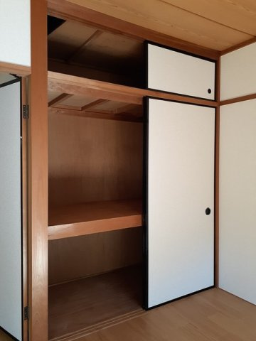 エルディム栗木山の収納