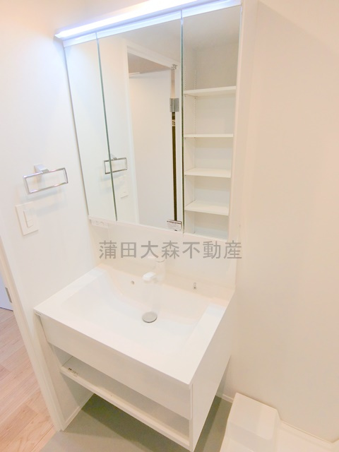 PATH池上の洗面所