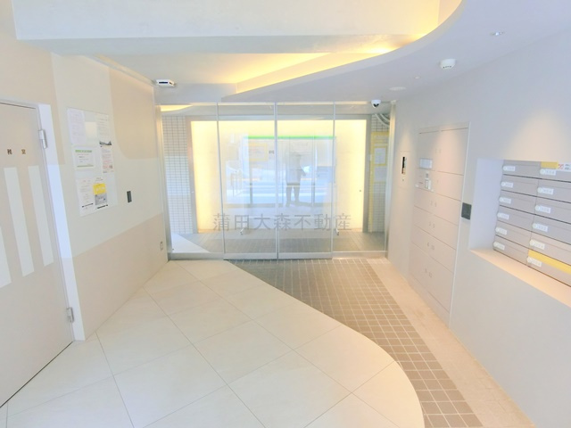 PATH池上のエントランス|エントランス　宅配BOXのあるエントランス