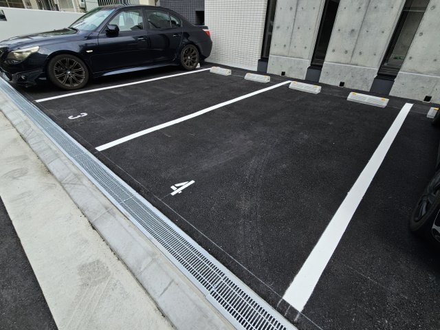 アクエルド明石西の駐車場