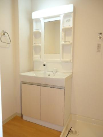 ルーラル高塚の洗面所|洗髪洗面化粧台