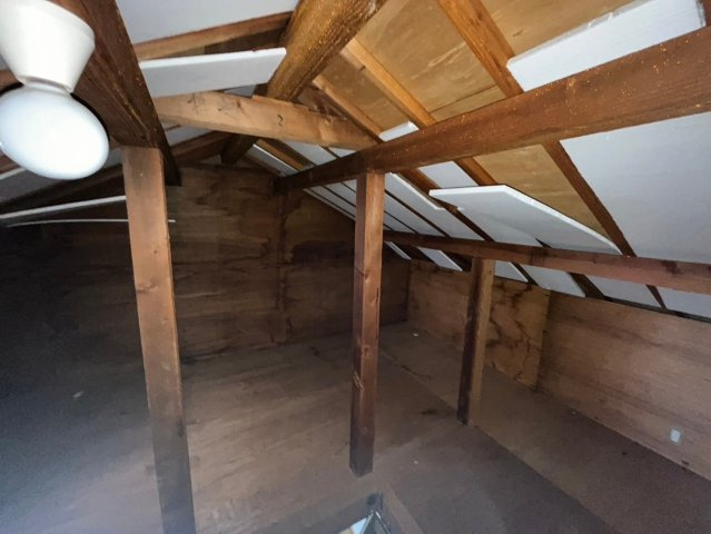 榛原萩原の内装