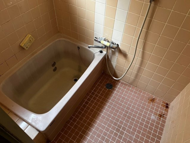 榛原萩原の浴室