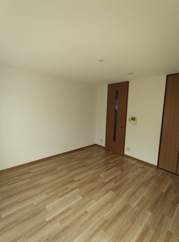 ディマンシュの居間・リビング