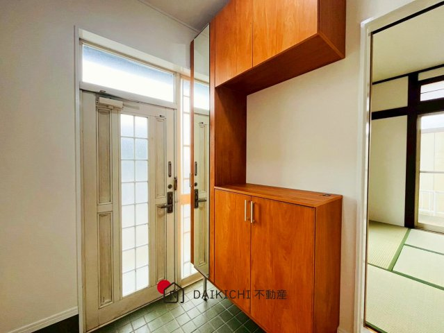 【玄関】 | 加須市栄　中古戸建