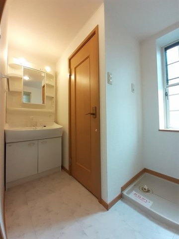 ベルメゾン　ハラダＢの洗面所|使いやすい洗面所です