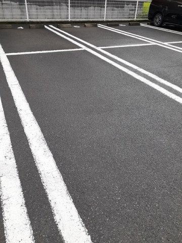 ベルメゾン　ハラダＢの駐車場|カースペースがあります