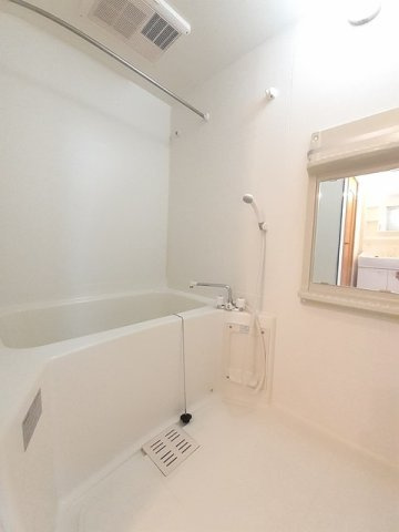 ベルメゾン　ハラダＢの浴室|コンパクトで使いやすいお風呂です