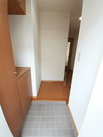 ベルメゾン　ハラダＢの玄関|ゆったりとした玄関です