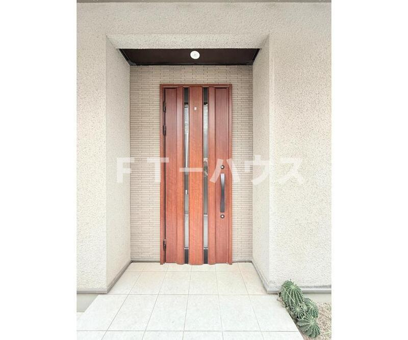 船橋市前原西８丁目戸建（ＪＴＩ）の玄関