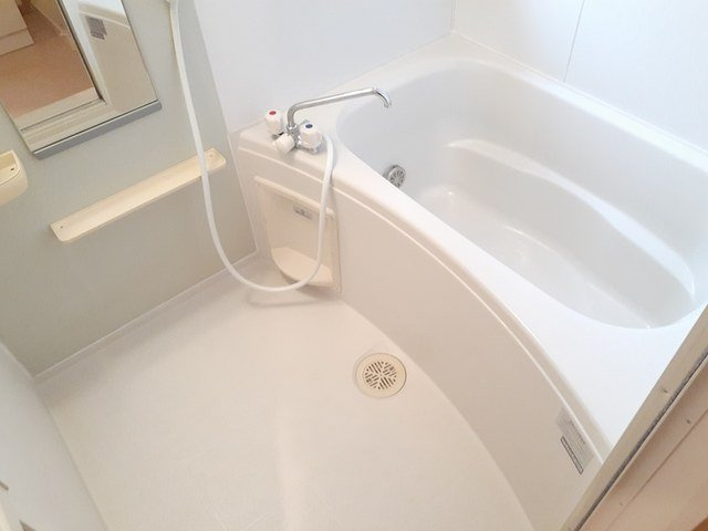 ノイ・フリーデの浴室