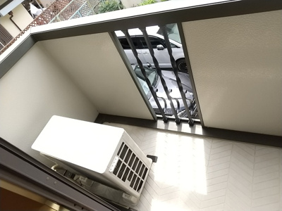 【バルコニー】 | 春紫苑