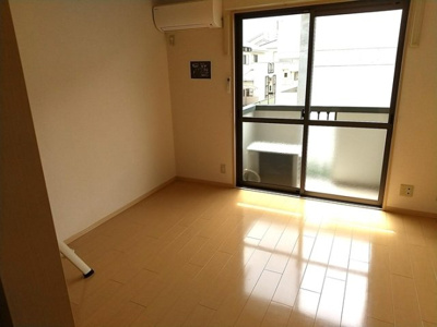 【洋室】 | 春紫苑