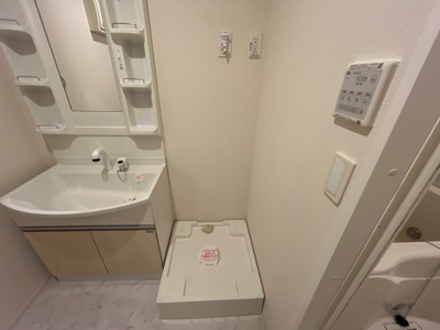 【洗面所】 | エミネンスおおたかの森 | 洗濯機置場