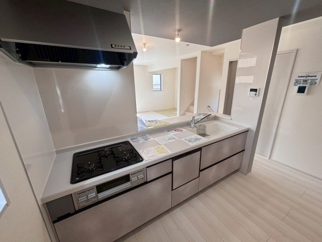 越谷市宮本町新築戸建てのキッチン