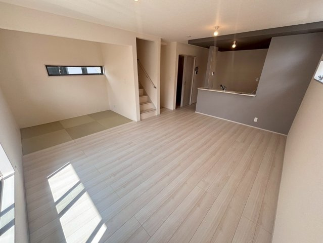 越谷市宮本町新築戸建ての居間・リビング