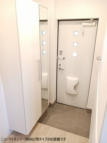 ヒカルサ久喜菖蒲の玄関