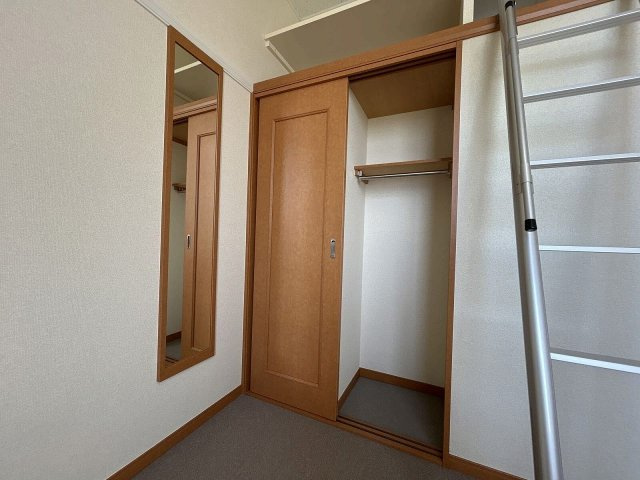 レオパレスグリーン青毛の内装