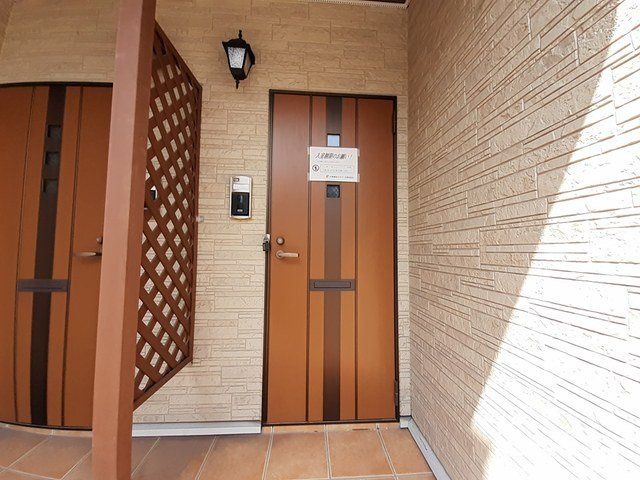 ネオサンシャインⅡのエントランス