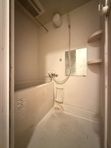 トラストアビコの浴室