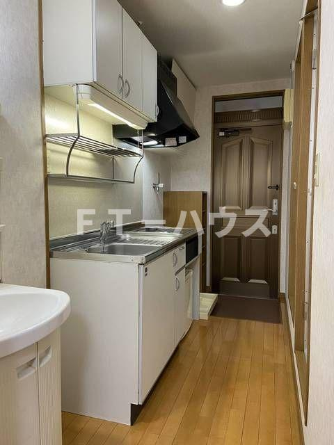 グレイス津田沼の玄関