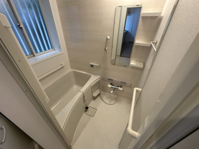 【浴室】 | 和泉市寺田町1丁目戸建 | 浴室