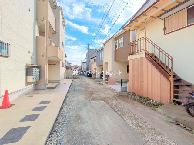 仲介手数料無料　所沢市西所沢2丁目・新築全1棟の前面道路含む現地写真