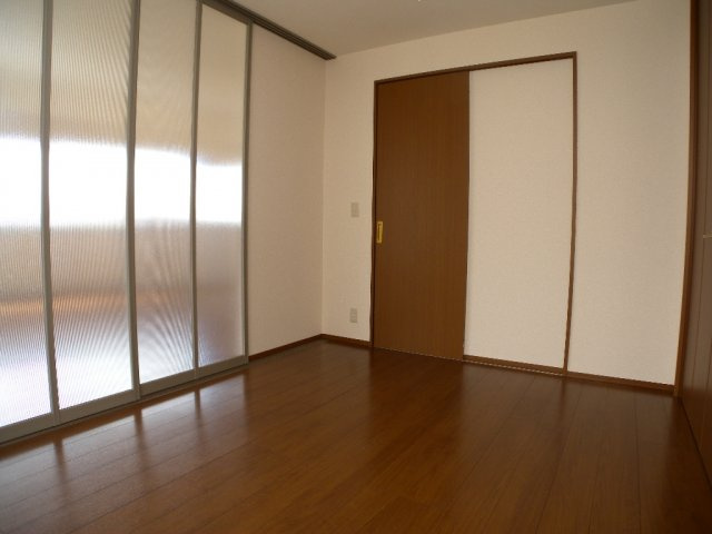 エルビエントの洋室