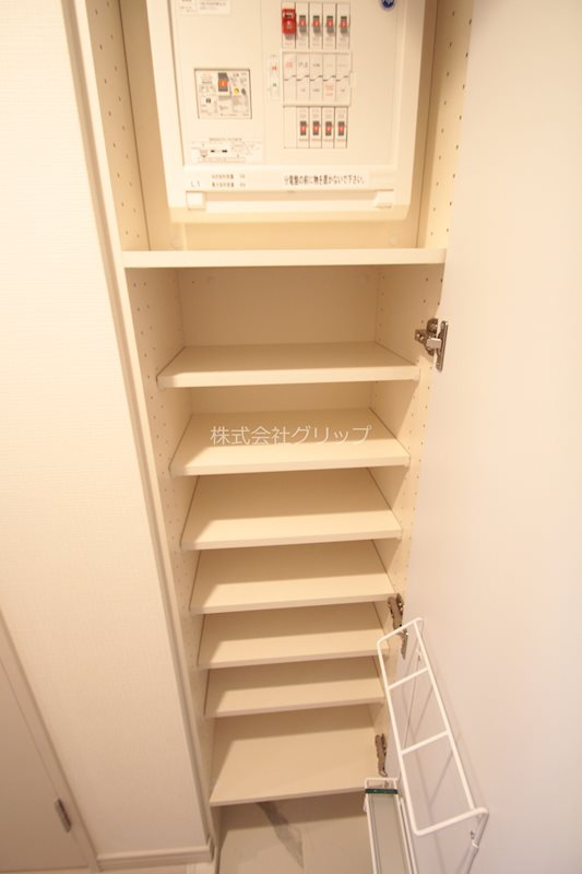 オルタナ横濱阪東橋の収納