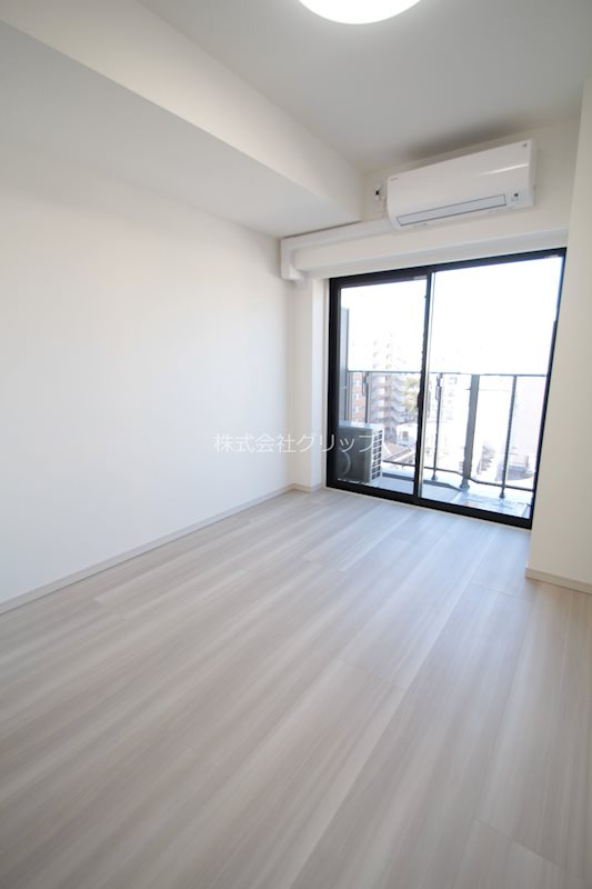 オルタナ横濱阪東橋の洋室