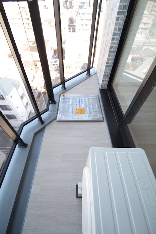 オルタナ横濱阪東橋のバルコニー