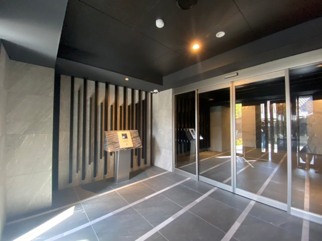 プレサンス　ジェネ　上前津　名古屋市賃貸　仲介手数料無料のエントランス