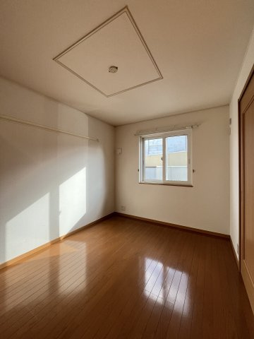 パインコーン　１番館の洋室