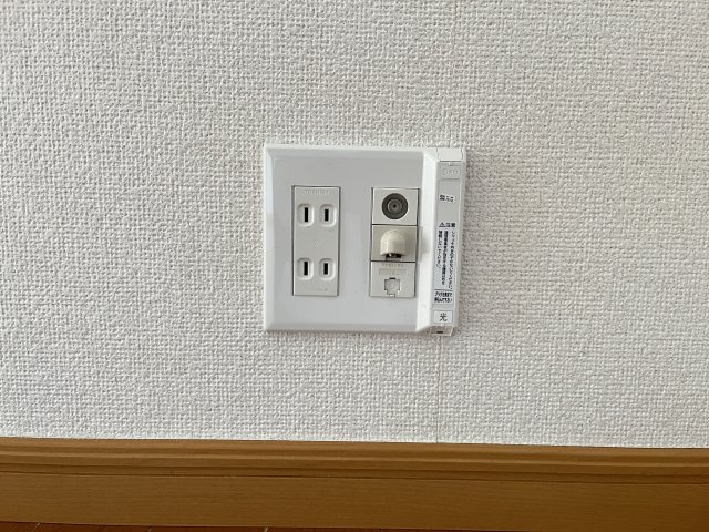 パインコーン　１番館の設備